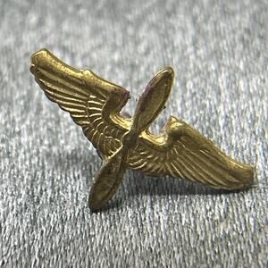 Vintage WWII US Army Air Corps Pilot Wings Sweetheart Pin Screw Back Insignia